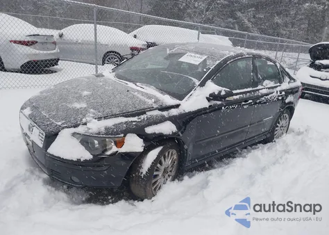 2006 Volvo S40 T5 from USA, damaged, VIN YV1MH682862221940